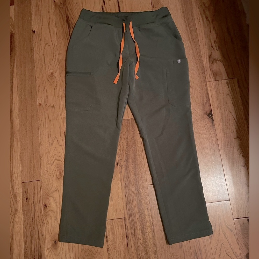 Figs yola skinny pants